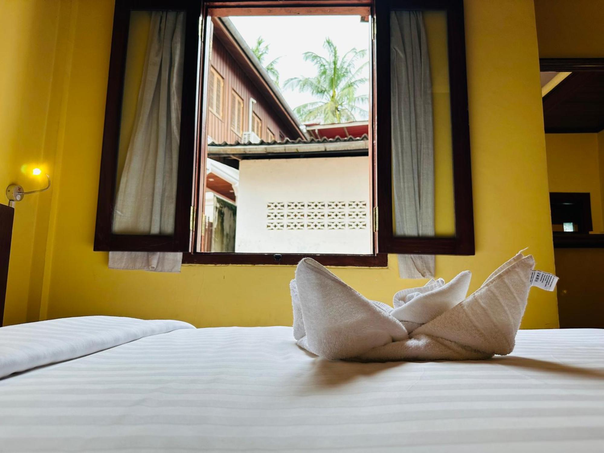 לואנג פרבאנג Villa Phonethip Mekong Riverside מראה חיצוני תמונה