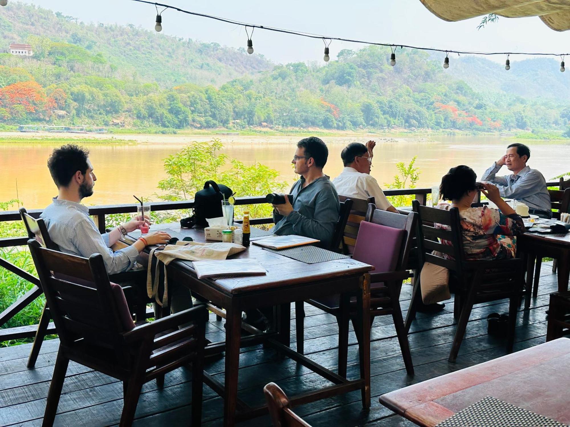 לואנג פרבאנג Villa Phonethip Mekong Riverside מראה חיצוני תמונה